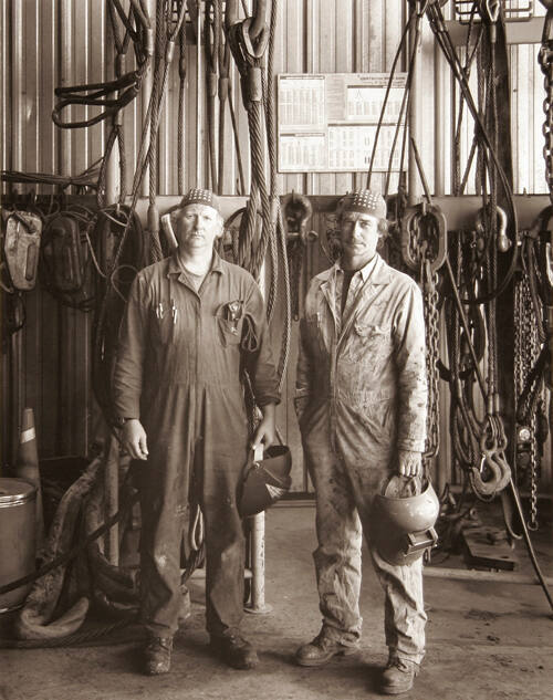 RON FOSSEN AND JERRY MCMAHON, WELDERS, PAINTEARTH COAL MINE, FORRESTBURG, 1992