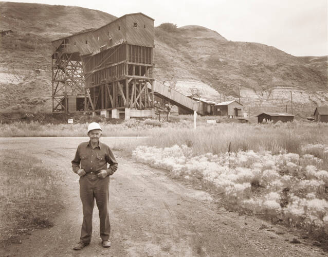 JOHN VASKO, RETIRED TIPPLEMAN, EAST COULEE, 1985