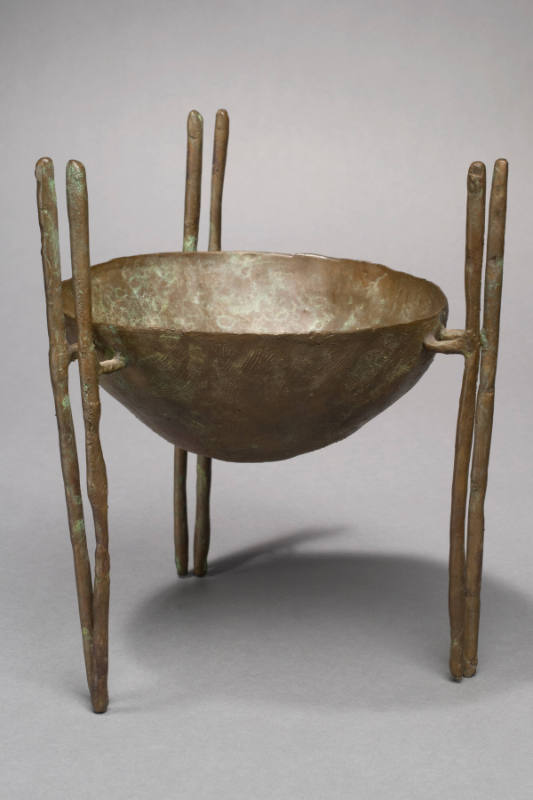 SCULPTURAL BOWL