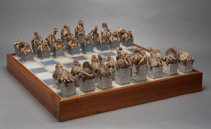 CHESS SET