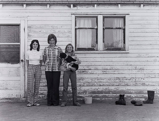 DONITA, MRS. JOHANSEN, CONNIE/HUSSAR, ALBERTA