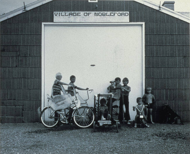 KIDS/NOBLEFORD, ALBERTA