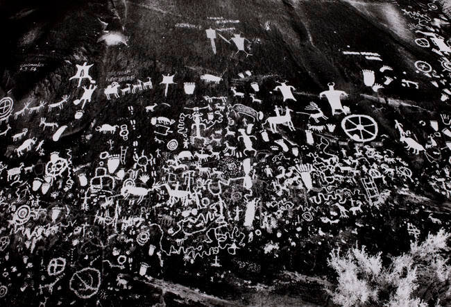 NEWSPAPER ROCK, UTAH